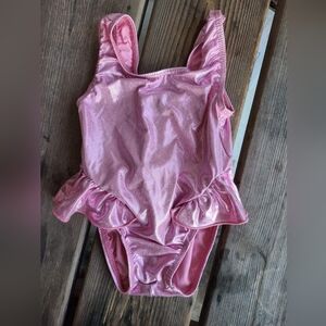405 SOUTH SZ 18M VGUC METALLIC PINK (SHINEY) 1 pc swimsuit 🩱 w/ ruffle accents